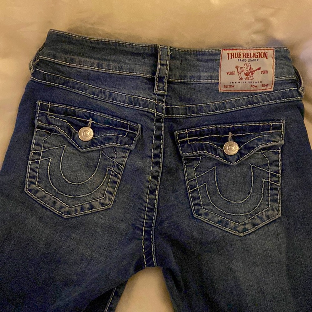 True Religions - Size 25 - Jennie Curvy - Mid Rise